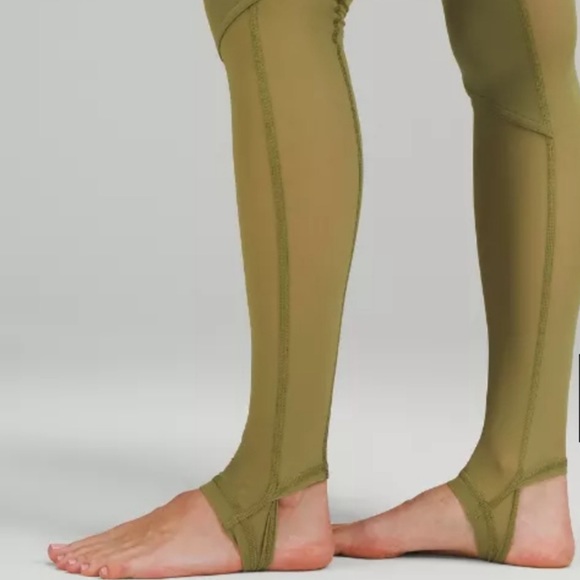 NWT Lululemon Nulu and Crisscross Mesh Stirrup Tight Leggings, Bronze Green - Picture 5 of 15